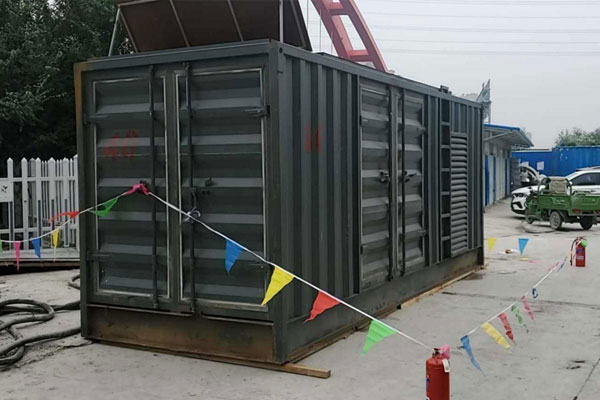 阳高发电机租赁空气滤清器多久更换一次？